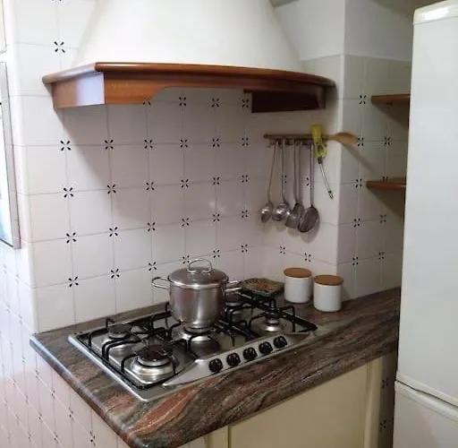 Pleasant With Charming Sea View *